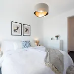 All-In Parkside Apartment